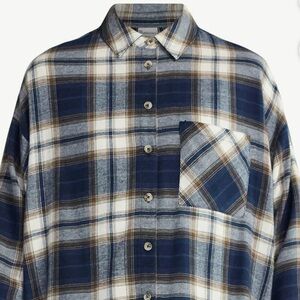 No Boundaries Slouchy Flannel Shirt with Side Pockets